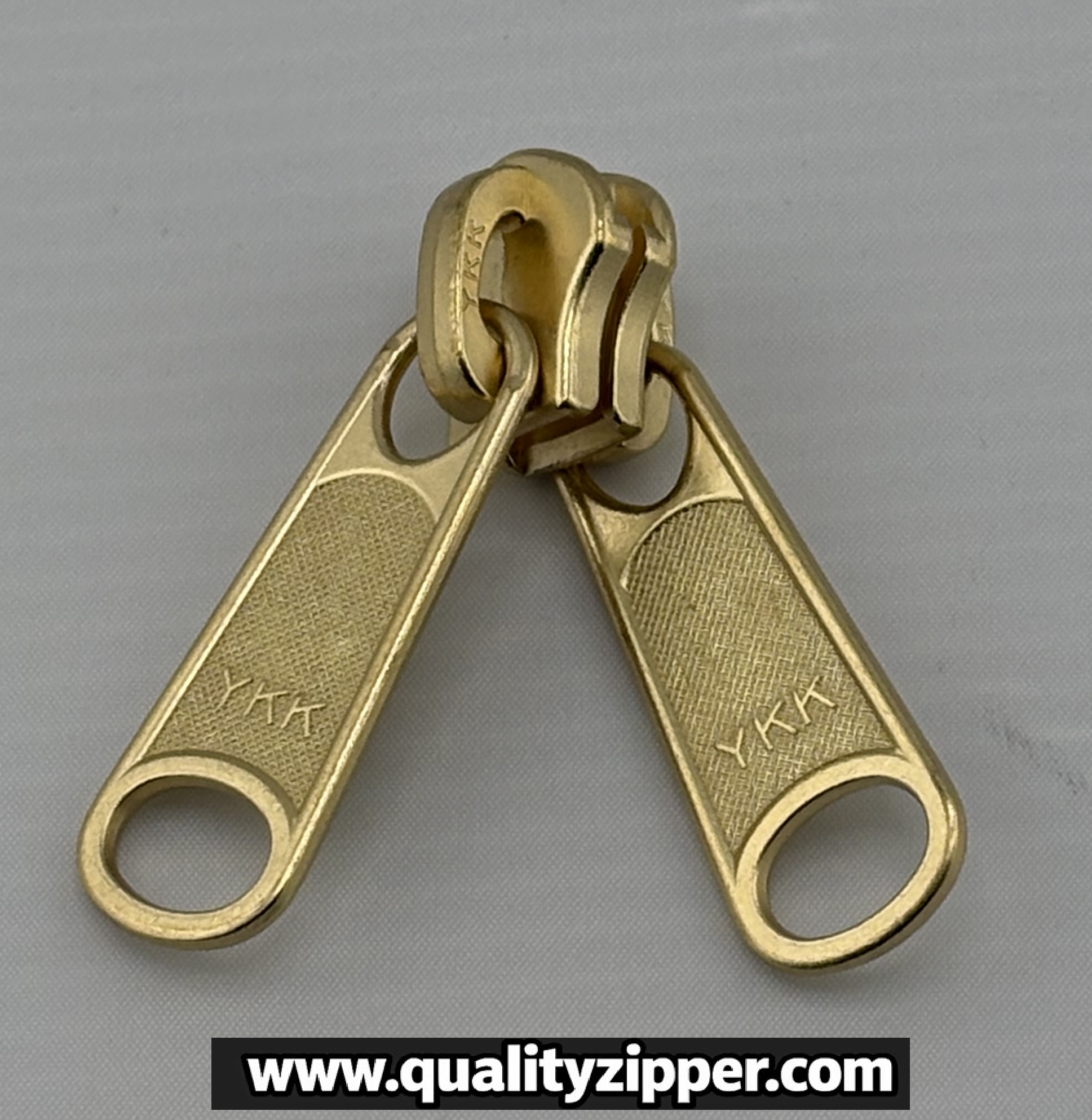 (2-C) YKK® #10 METAL, REVERSIBLE (2-tab), NON LOCKING