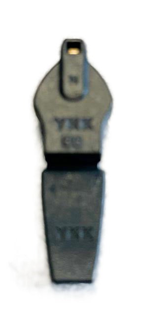 YKK #5 COIL REVERSE TYPE LOCKING SLIDER With RUBBER PULL TAB